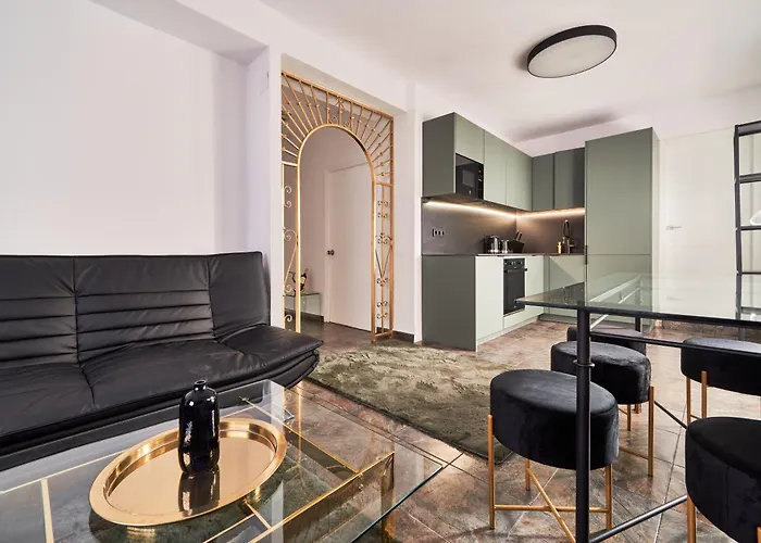 Sunset - Jacuzzi & Grill Apartment Marbella