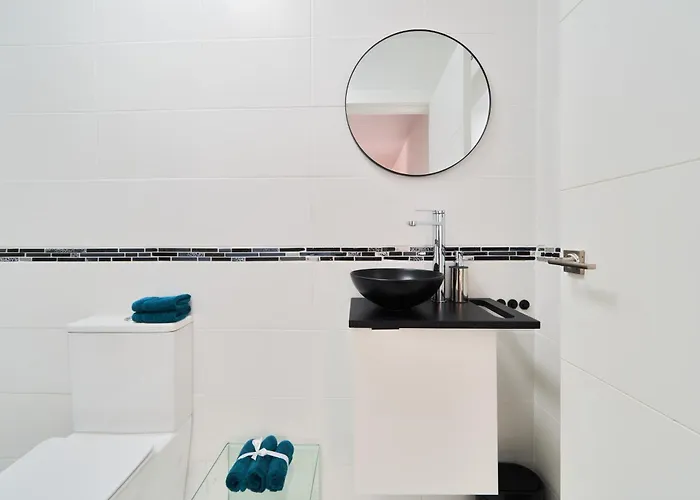 Sunset - Jacuzzi & Grill * 마르베야