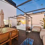 Sunset - Jacuzzi & Grill