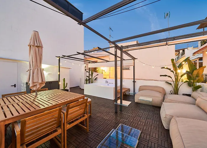 Sunset - Jacuzzi & Grill