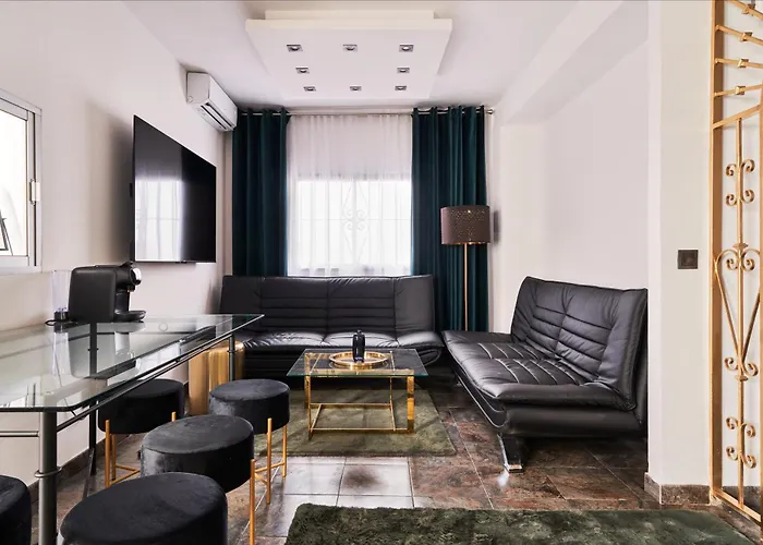 Sunset - Jacuzzi & Grill ماربيا